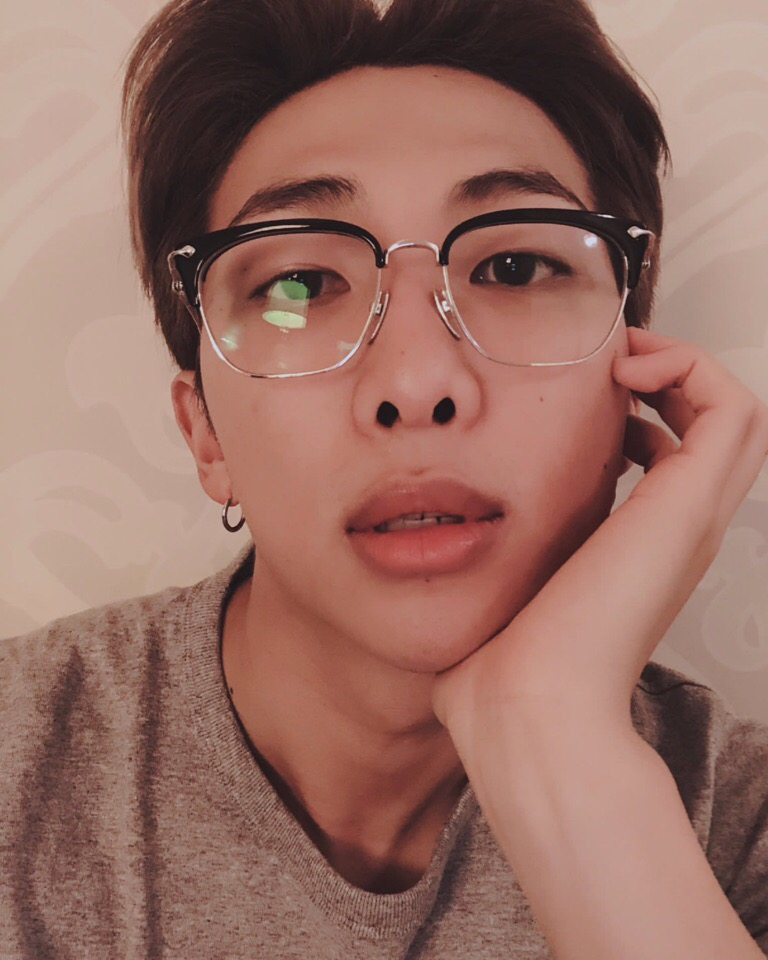 RM из BTS сменил имидж