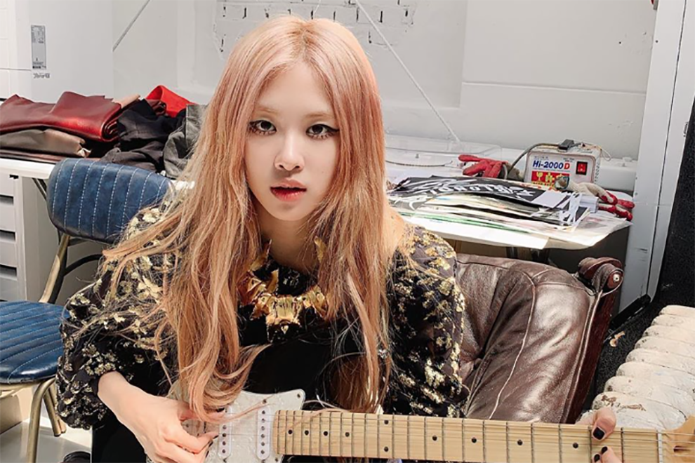 Розэ из BLACKPINK раскрыла, что отказалась выпустить песню с популярным тиктокером