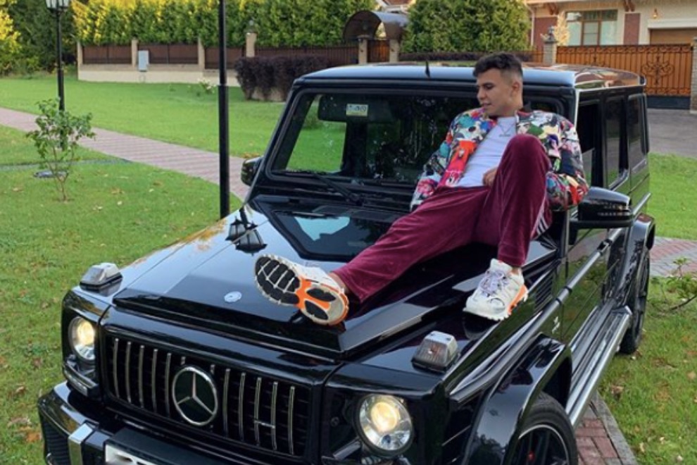 Subo сильно пострадал от укуса медузы на Бали