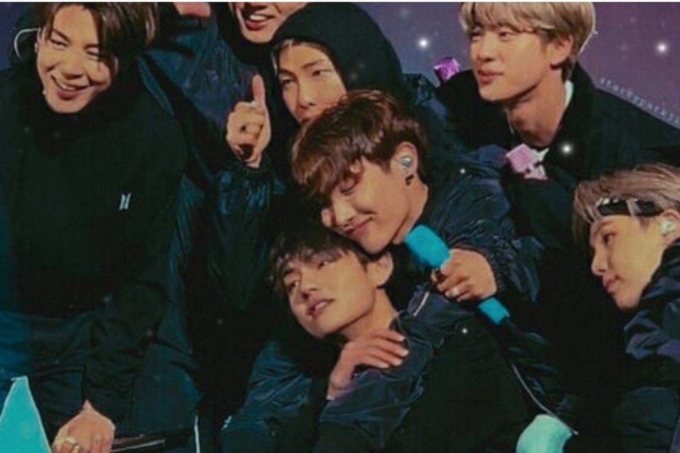 BTS устроили ночную переписку на глазах у фанатов
