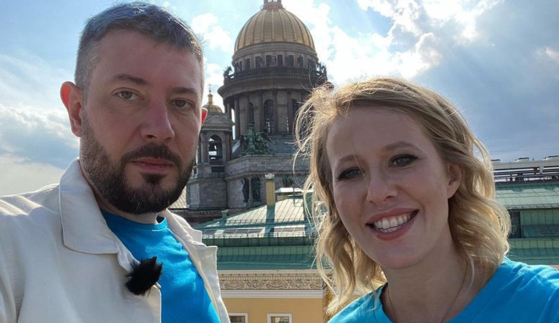 Артем Лебедев расстался с женой, у них шестеро детей