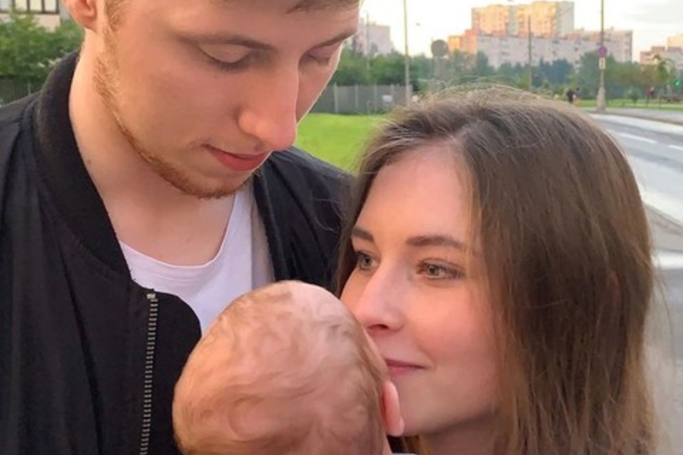 «Сказал, что будет защищать Отечество» — мужа фигуристки Юлии Липницкой мобилизовали