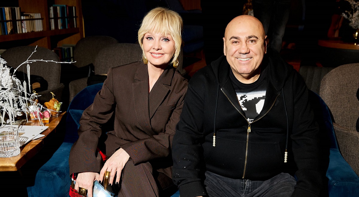 В Москве состоялась премьера шоу «Суперпозиция» — диалог поколений о формуле успеха