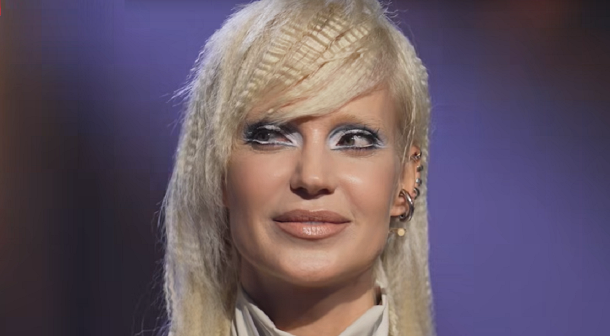 «Попросить прощения несложно, даже если не виновата»: Глюкоза заявила о готовности помириться с Фадеевым